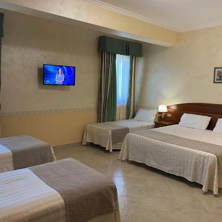 Hotel Ristorante Al Boschetto Cassino Exterior foto