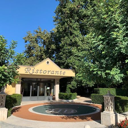 Hotel Ristorante Al Boschetto Cassino Exterior foto
